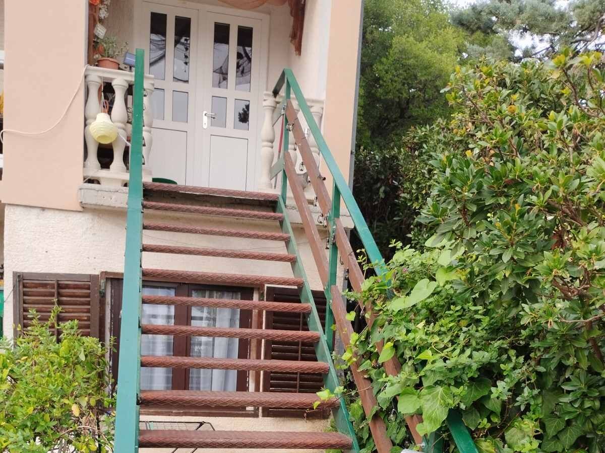 Apartment One bedroom apartment with terrace and sea view Novi Vinodolski A-5582-c - Outdoor photo 4