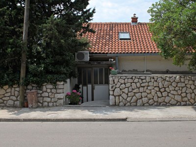 Apartment One bedroom apartment with terrace and sea view Novi Vinodolski A-5582-c - Outdoor photo 2