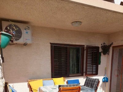 Apartment One bedroom apartment with terrace and sea view Novi Vinodolski A-5582-c - Outdoor photo 11