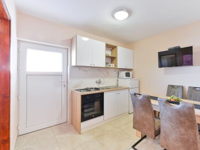 Apartment One bedroom apartment with balcony and sea view Bibinje, Zadar A-5786-b - Outdoor photo 11