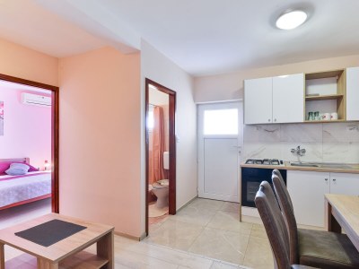 Apartment One bedroom apartment with balcony and sea view Bibinje, Zadar A-5786-b - Outdoor photo 13