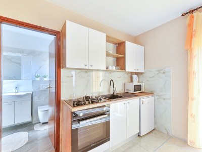 Apartment One bedroom apartment with balcony and sea view Bibinje, Zadar A-5786-c - Outdoor photo 14