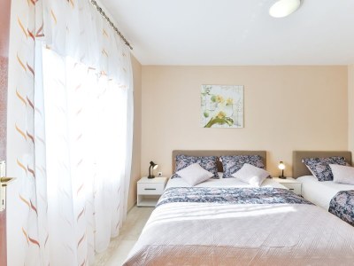 Apartment One bedroom apartment with balcony and sea view Bibinje, Zadar A-5786-c - Outdoor photo 18