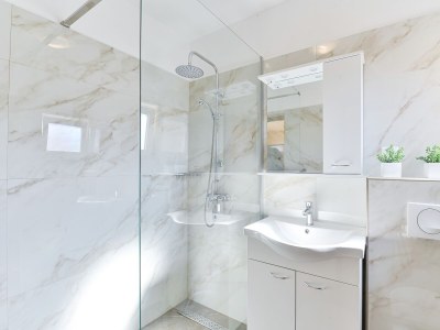 Apartment One bedroom apartment with balcony and sea view Bibinje, Zadar A-5786-c - Outdoor photo 19