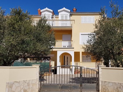 Apartment Studio flat with balcony and sea view Vrsi - Mulo, Zadar AS-5796-a - Outdoor photo 2