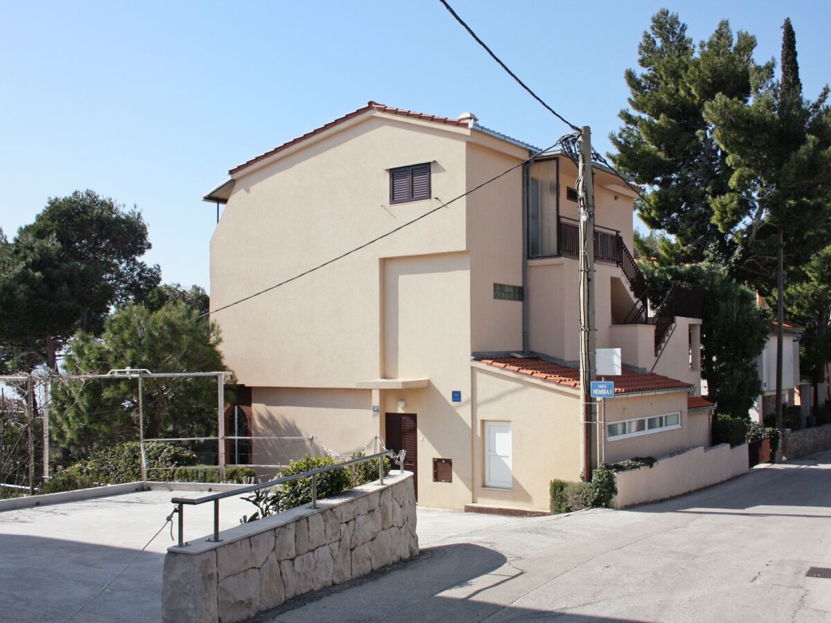 Apartment One bedroom apartment with balcony and sea view Nemira, Omiš A-5884-b