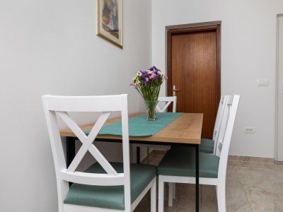 Apartment Two bedroom apartment with terrace and sea view Pisak, Omiš A-5975-a - Outdoor photo 12