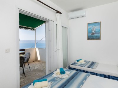 Apartment Two bedroom apartment with terrace and sea view Pisak, Omiš A-5975-a - Outdoor photo 19