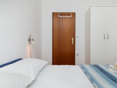 Apartment Two bedroom apartment with terrace and sea view Pisak, Omiš A-5975-a - Outdoor photo 21