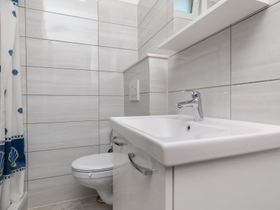 Apartment Two bedroom apartment with terrace and sea view Pisak, Omiš A-5975-a - Outdoor photo 23