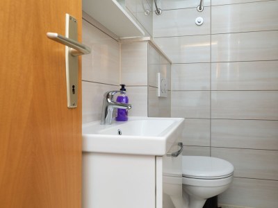 Apartment One bedroom apartment with balcony and sea view Pisak, Omiš A-5975-b - Outdoor photo 17