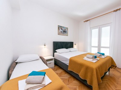 Apartment One bedroom apartment with terrace and sea view Pisak, Omiš A-5975-c - Outdoor photo 14