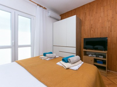 Apartment One bedroom apartment with terrace and sea view Pisak, Omiš A-5975-c - Outdoor photo 15