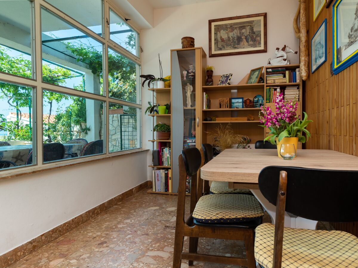 Apartment Two bedroom apartment with terrace and sea view Pisak, Omiš A-5975-f