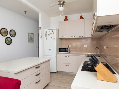 Apartment Two bedroom apartment with terrace and sea view Pisak, Omiš A-5975-f - Outdoor photo 18