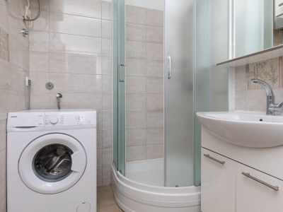 Apartment Two bedroom apartment with terrace and sea view Pisak, Omiš A-5975-f - Outdoor photo 27