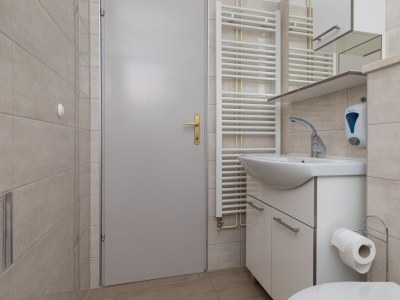 Apartment Two bedroom apartment with terrace and sea view Pisak, Omiš A-5975-f - Outdoor photo 31