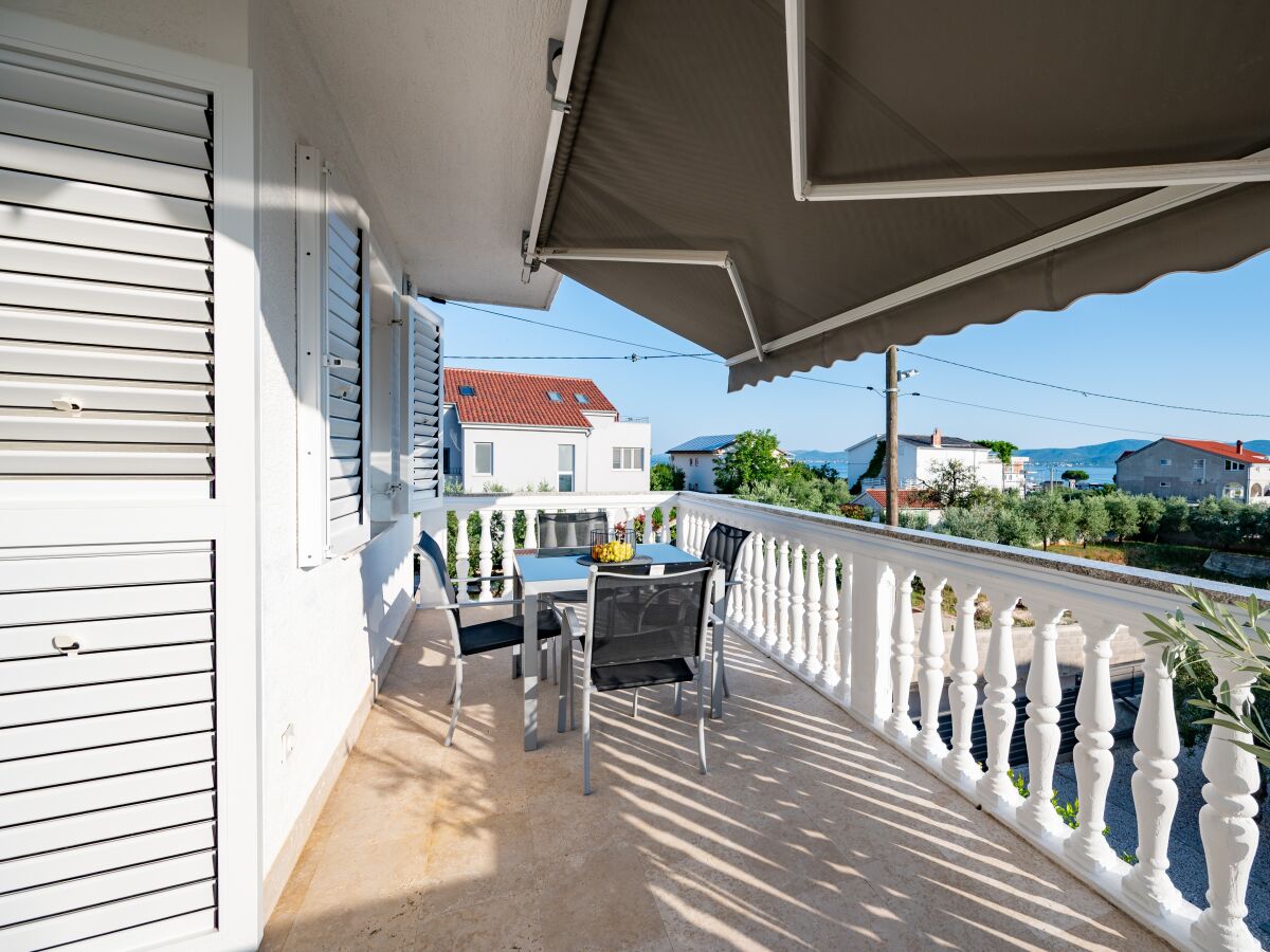 Apartment Two bedroom apartment with terrace and sea view Sukošan, Zadar A-6131-b