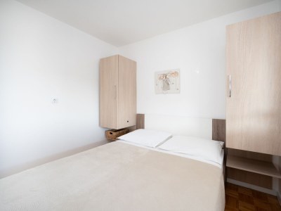 Apartment Two bedroom apartment with terrace and sea view Sukošan, Zadar A-6131-b - Outdoor photo 11