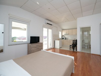 Apartment Studio flat with terrace and sea view Sukošan, Zadar AS-6131-b - Outdoor photo 12