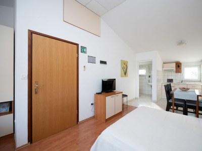 Apartment Studio flat with balcony and sea view Sukošan, Zadar AS-6131-c - Outdoor photo 16