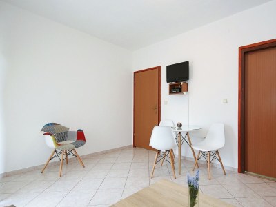 Apartment One bedroom apartment with balcony Sukošan, Zadar A-6229-a - Outdoor photo 10