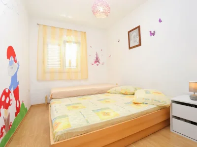 Apartment Three bedroom apartment with terrace and sea view Mali Rat, Omiš A-7482-b - Outdoor photo 23