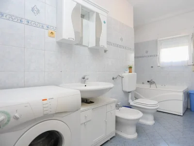 Apartment Three bedroom apartment with terrace and sea view Mali Rat, Omiš A-7482-b - Outdoor photo 25