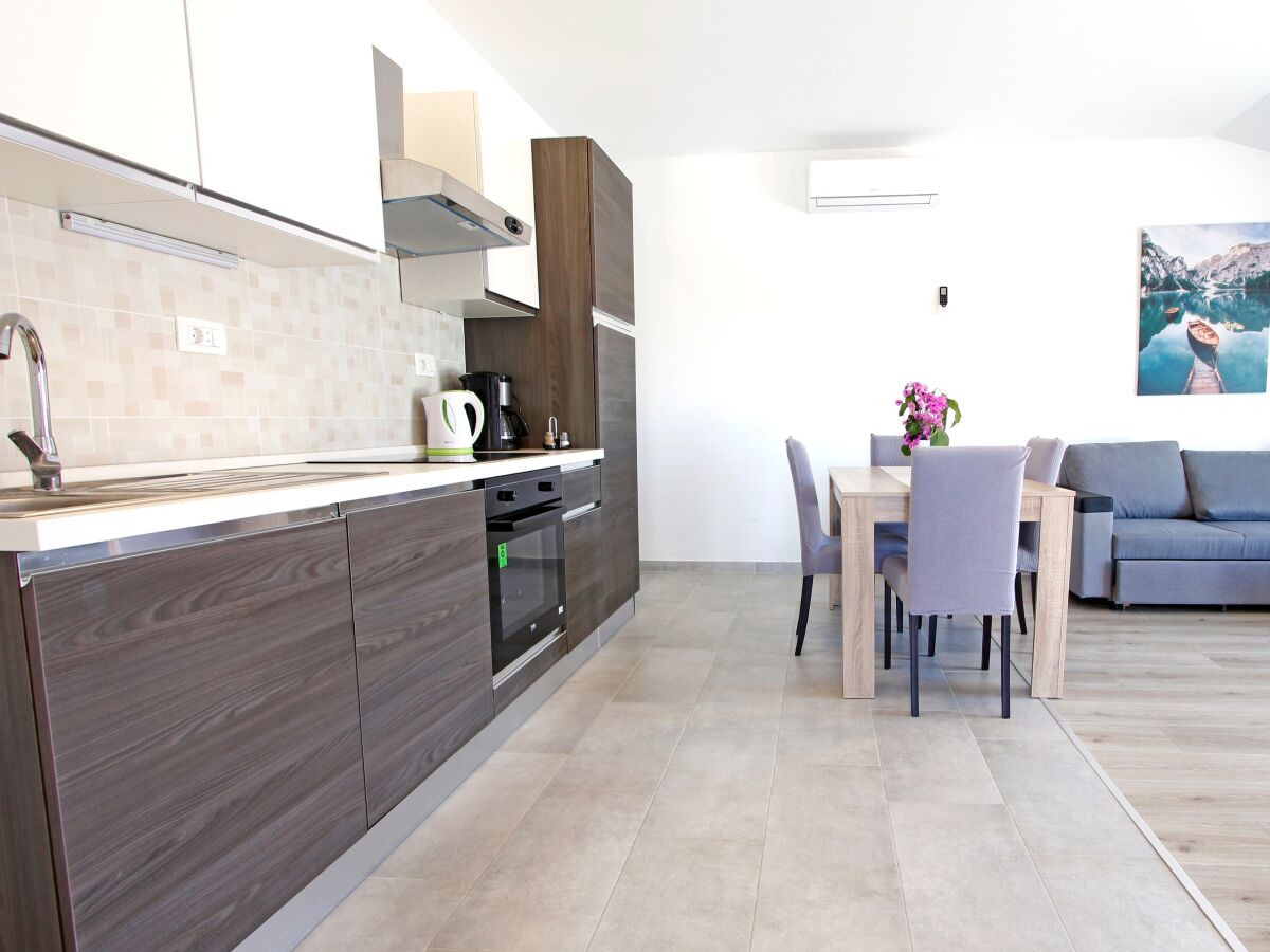 Apartment One bedroom apartment with terrace and sea view Nin, Zadar A-5797-f