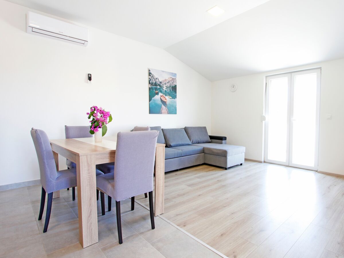 Apartment One bedroom apartment with terrace and sea view Nin, Zadar A-5797-f - Outdoor photo 3