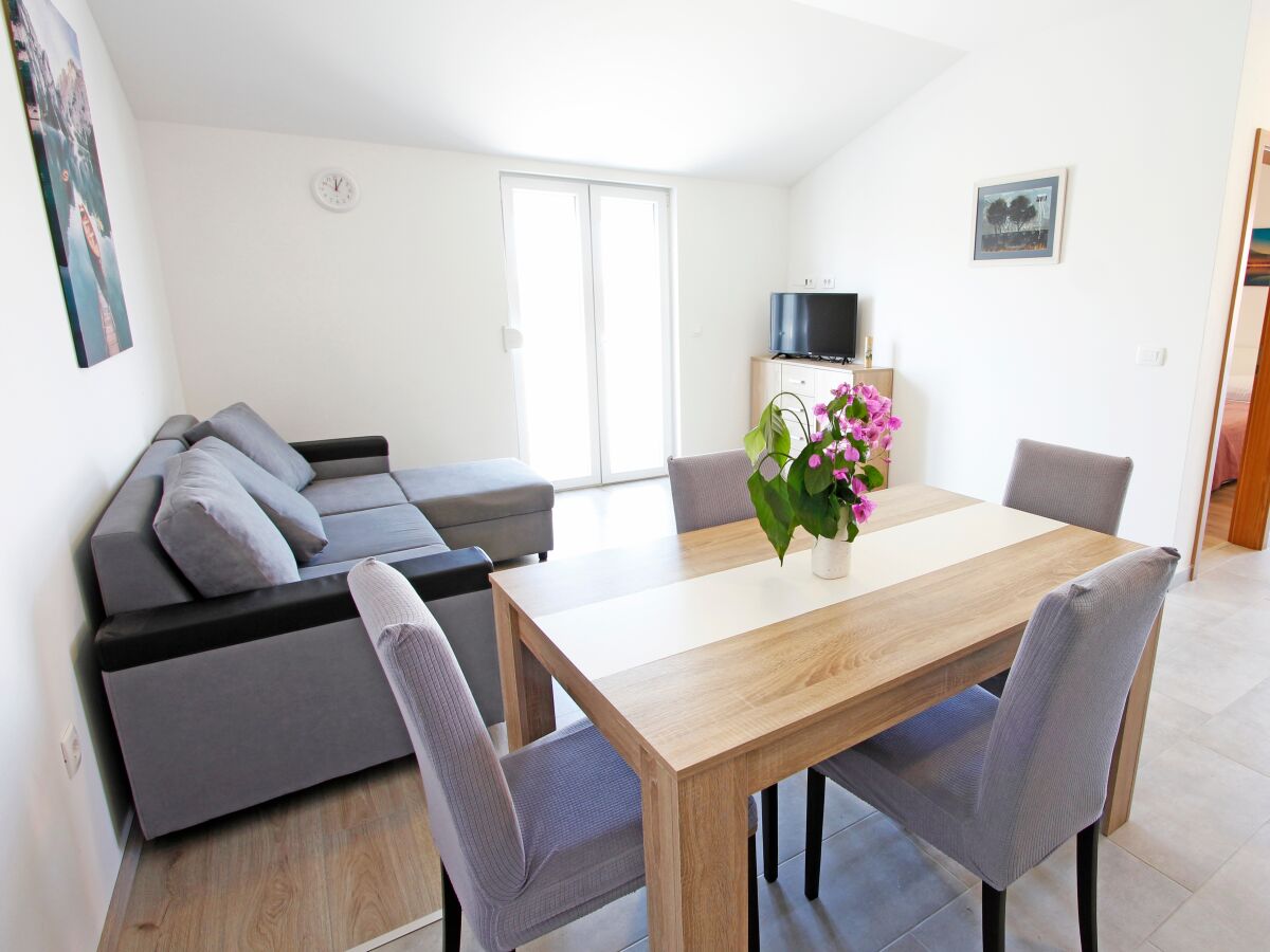 Apartment One bedroom apartment with terrace and sea view Nin, Zadar A-5797-f - Outdoor photo 4