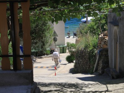 Apartment Two bedroom apartment with terrace Valun, Cres A-8081-a - Outdoor photo 5