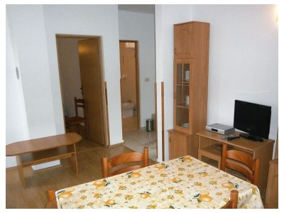 Apartment Two bedroom apartment with terrace Valun, Cres A-8081-a - Outdoor photo 14