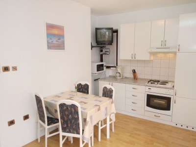 Apartment Two bedroom apartment with terrace and sea view Duga Luka (Prtlog), Labin A-5528-b - Outdoor photo 11