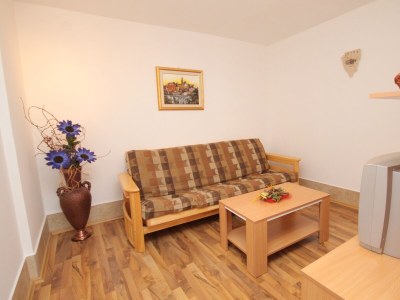 Apartment Two bedroom apartment with terrace Duga Luka (Prtlog), Labin A-5528-c - Outdoor photo 9