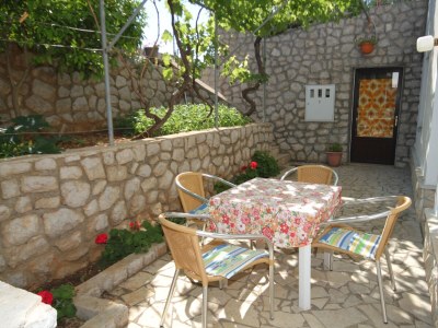 Apartment Two bedroom apartment with terrace Mali Lošinj, Lošinj A-8090-c - Outdoor photo 28