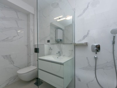 Apartment One bedroom apartment near beach Brela, Makarska A-6007-e - Outdoor photo 14