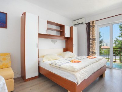 Apartment Studio flat with balcony and sea view Tučepi, Makarska AS-6695-f - Outdoor photo 21