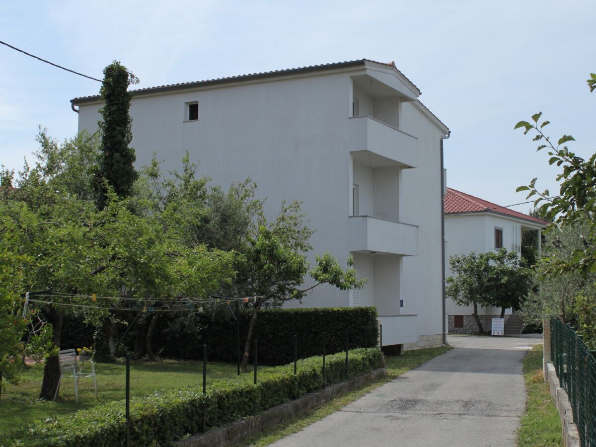 Apartment One bedroom apartment near beach Seline, Paklenica A-6440-a - Outdoor photo 5