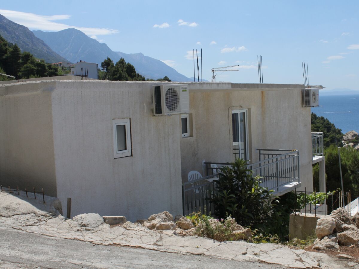 Apartment Studio flat with balcony and sea view Brela, Makarska AS-6895-c - Outdoor photo 3