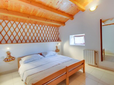 Apartment One bedroom apartment with balcony and sea view Mali Lošinj, Lošinj A-15050-a - Outdoor photo 10