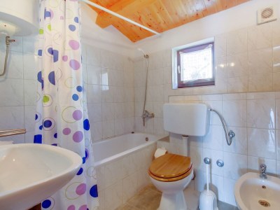 Apartment One bedroom apartment with balcony and sea view Mali Lošinj, Lošinj A-15050-a - Outdoor photo 12