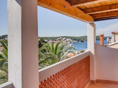 Apartment One bedroom apartment with balcony and sea view Mali Lošinj, Lošinj A-15050-a - Outdoor photo 16