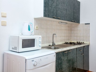 Apartment Two bedroom apartment with terrace Pirovac, Šibenik A-15320-b - Outdoor photo 18