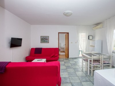Apartment One bedroom apartment with terrace Pirovac, Šibenik A-15320-c - Outdoor photo 14