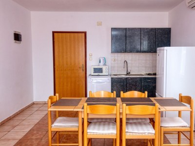 Apartment Two bedroom apartment with terrace Pirovac, Šibenik A-15320-d - Outdoor photo 16