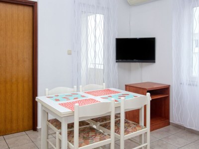 Apartment Studio flat with terrace Pirovac, Šibenik AS-15320-a - Outdoor photo 12