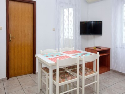 Apartment Studio flat with terrace Pirovac, Šibenik AS-15320-b - Outdoor photo 12