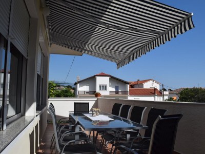 Apartment Comfortable and spacious apartment with terrace Rab A-12383-a - Outdoor photo 32