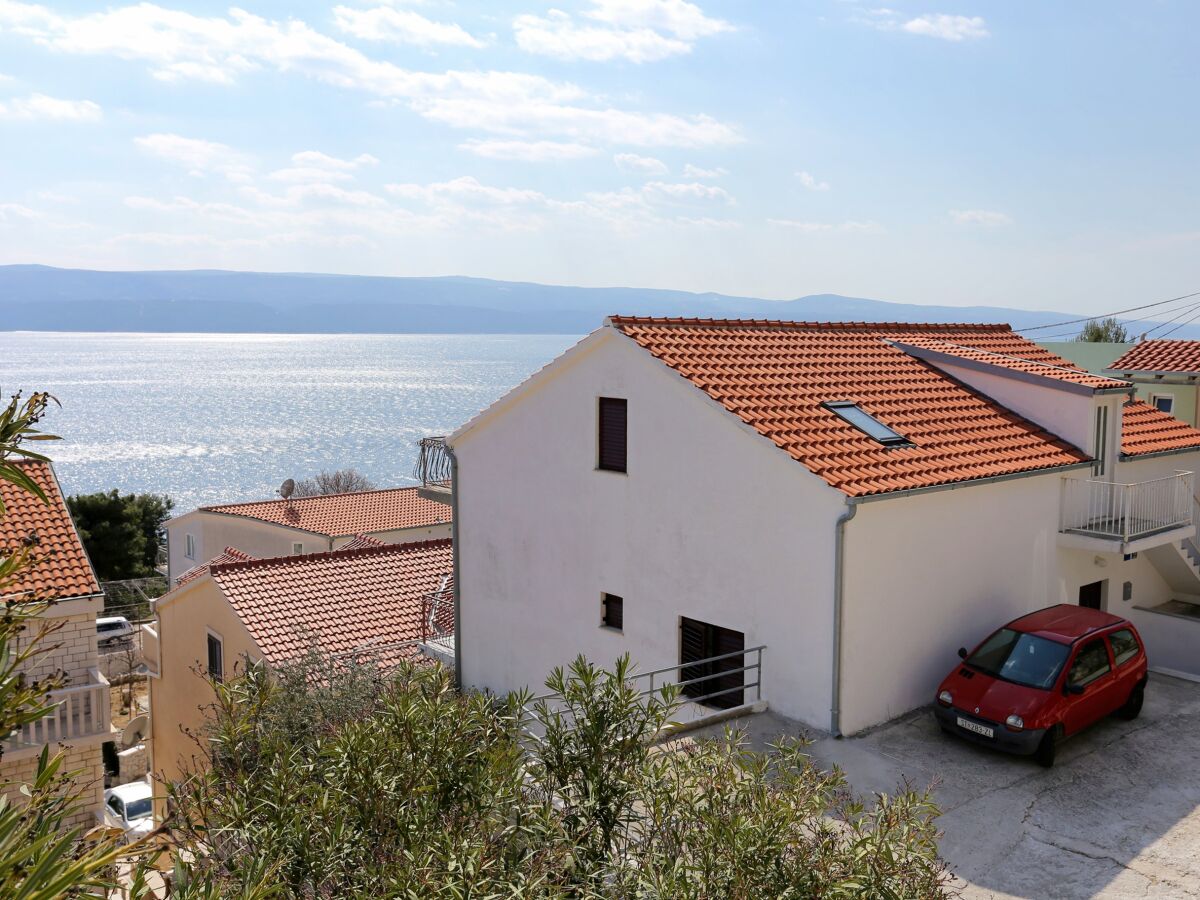 Apartment Three bedroom apartment with balcony and sea view Lokva Rogoznica, Omiš A-10358-a